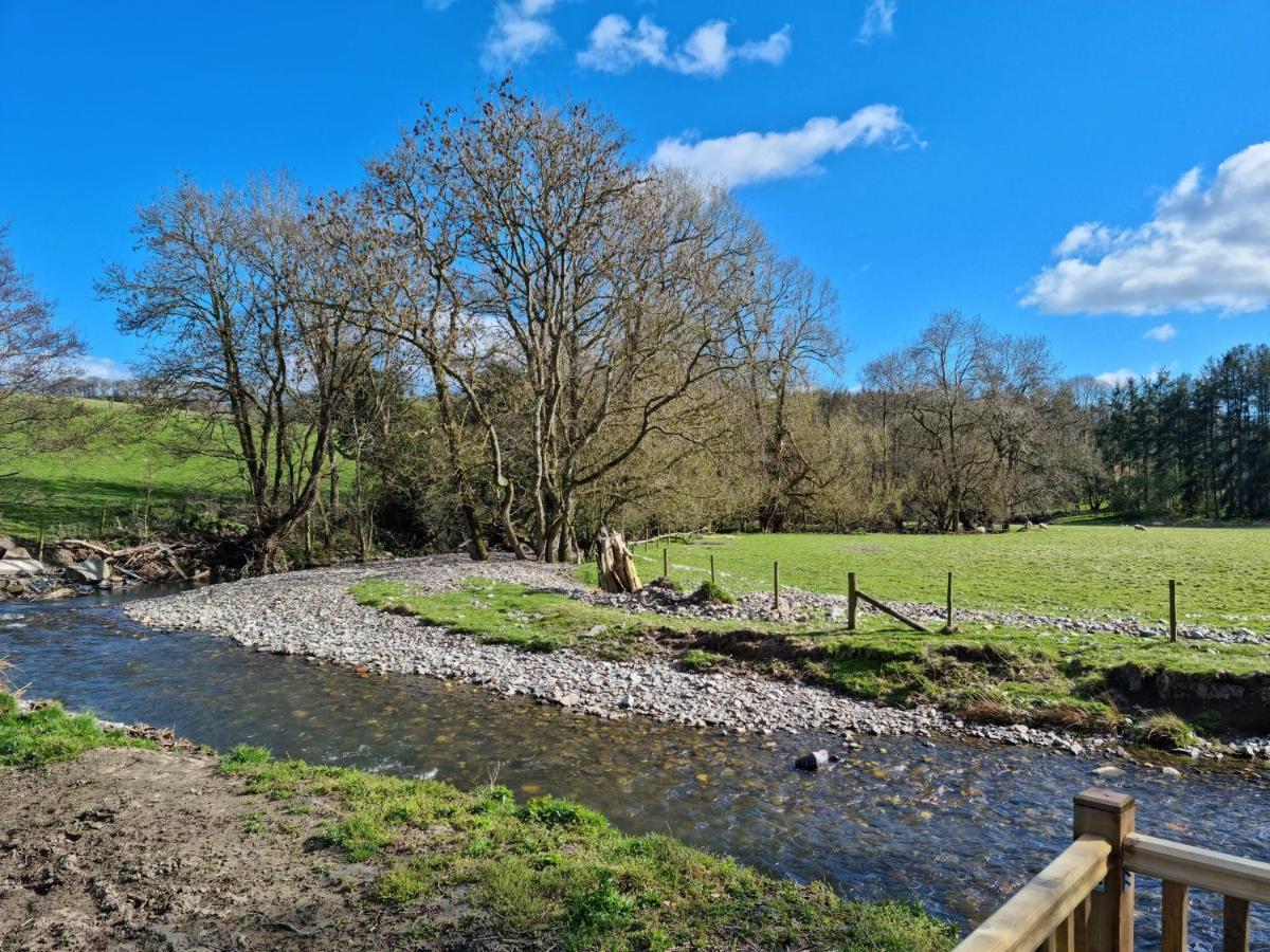 Riverside Cabin In Shropshire Oswestry Exteriér fotografie